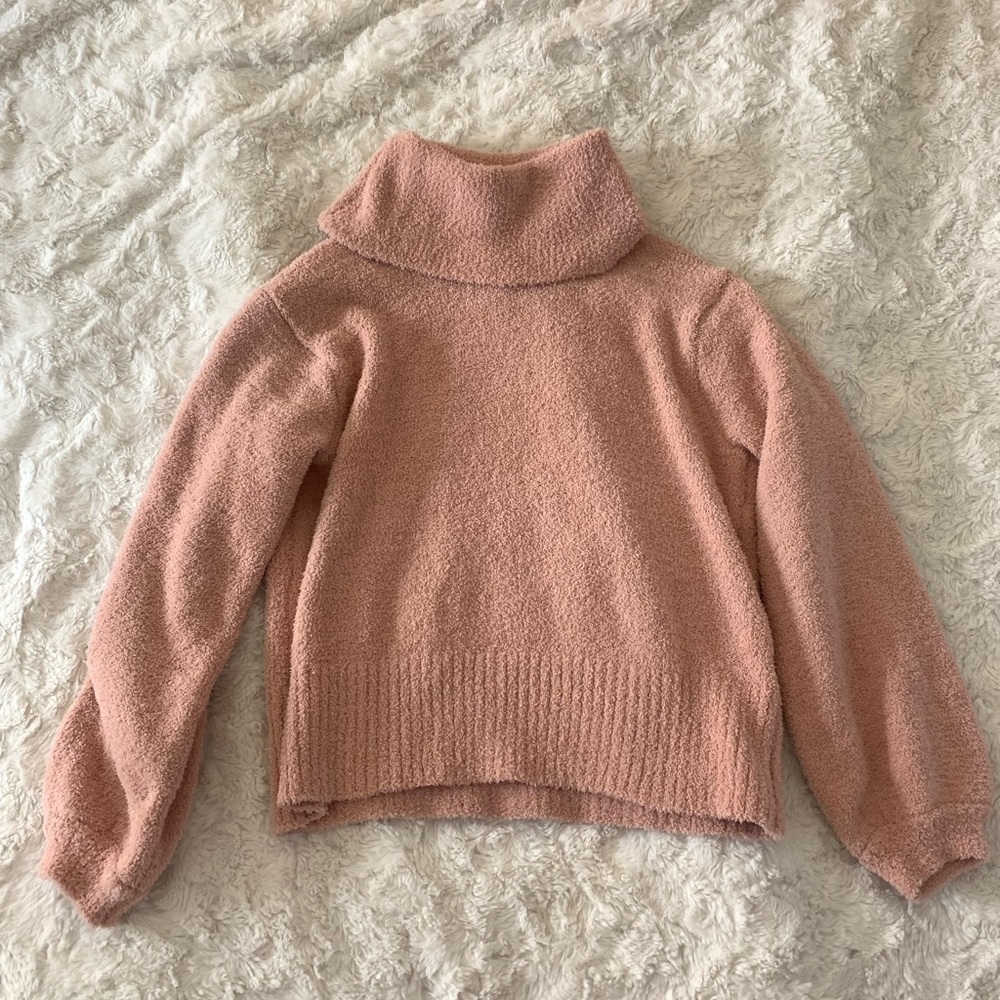 Jessica Simpson sweater
